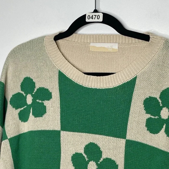 North End Sweater Cropped Green Color Block Floral White Size Small Juniors - Picture 2 of 10
